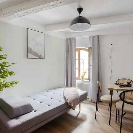 Limehome Hauptmarkt 公寓式酒店 4*