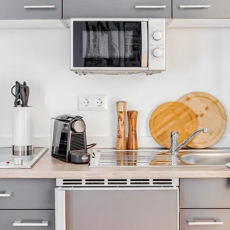 Limehome Hauptmarkt Apart Otel 3*