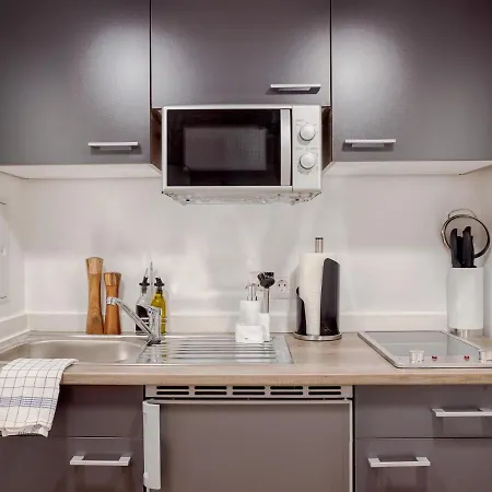 Limehome Hauptmarkt Aparthotel 4*