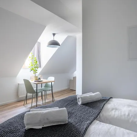 Limehome Hauptmarkt 4* 茨维考