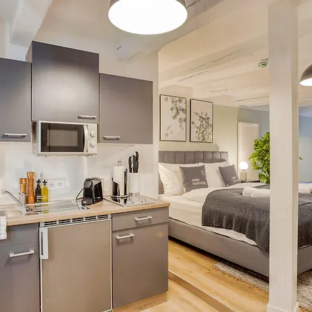 Limehome Hauptmarkt 4*