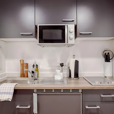 Limehome Hauptmarkt 茨维考