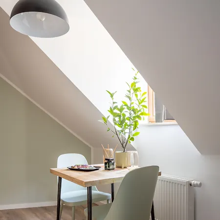 Limehome Hauptmarkt 茨维考