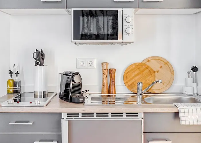 Limehome Hauptmarkt Aparthotel 4*