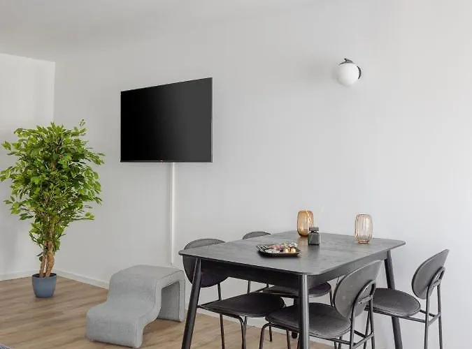 Limehome Hauptmarkt Aparthotel 4*