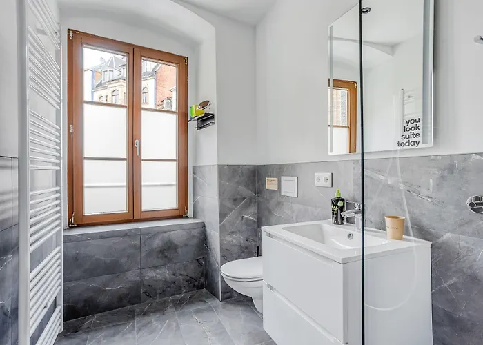 Limehome Hauptmarkt 4*